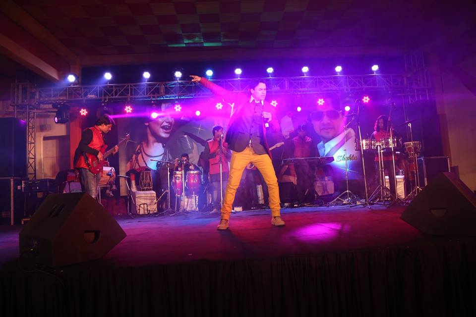 male singer goa